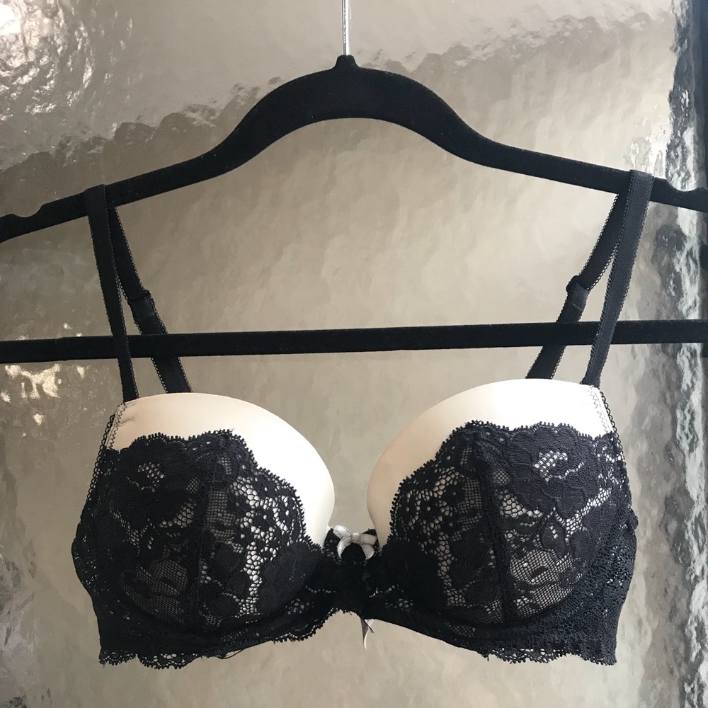 Victoria’s Secret Dream Angels lined Demi